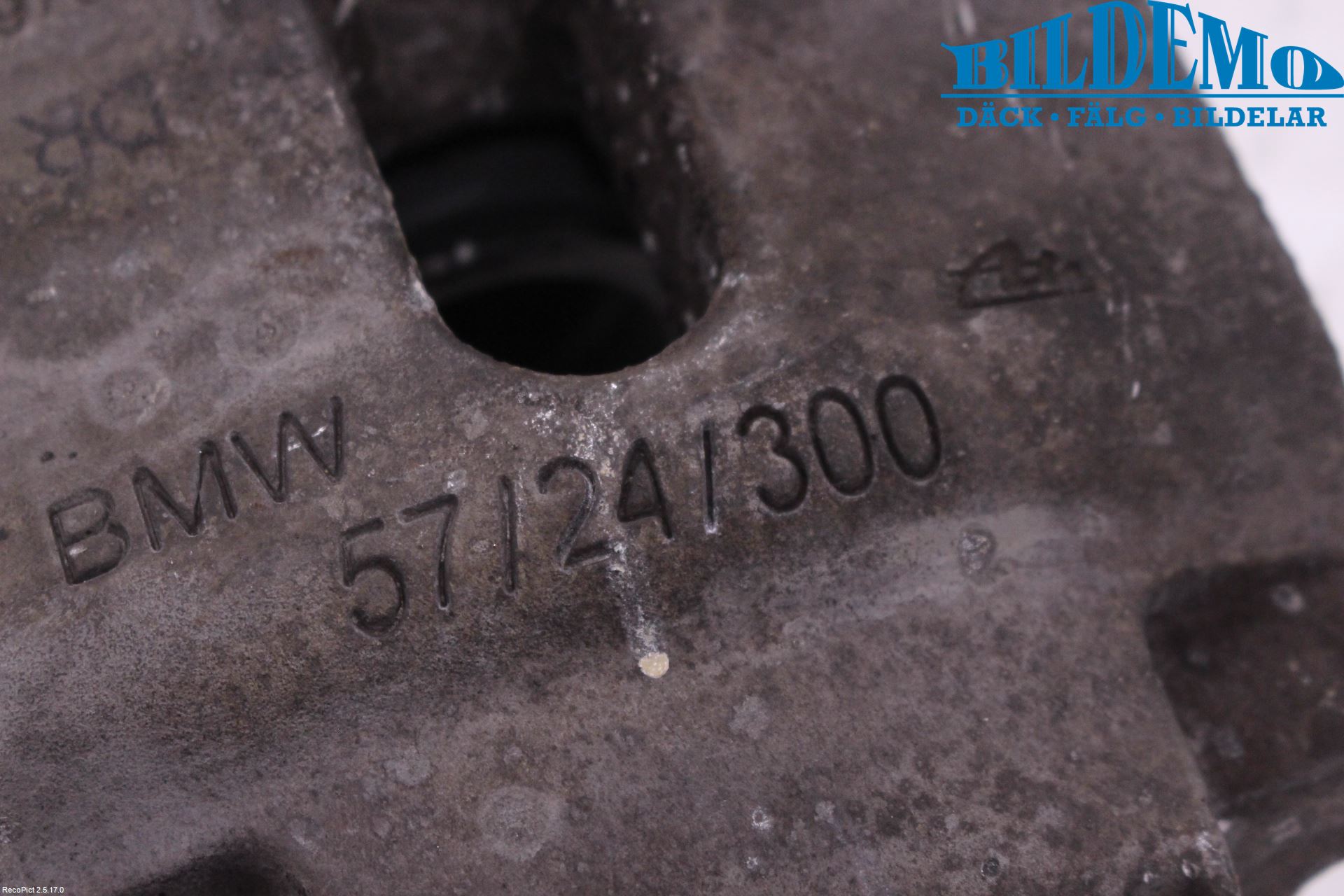 BMW 3 E90/91 SED/TOU 05-12 Bromsok Fram Höger