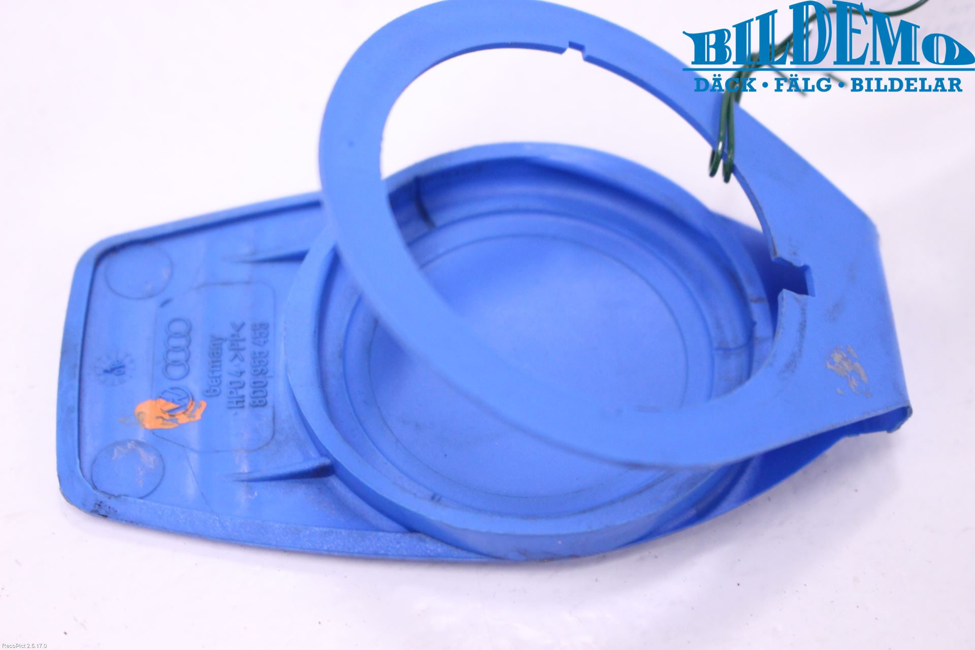 Audi A6/S6     05-11 Spolartanklock