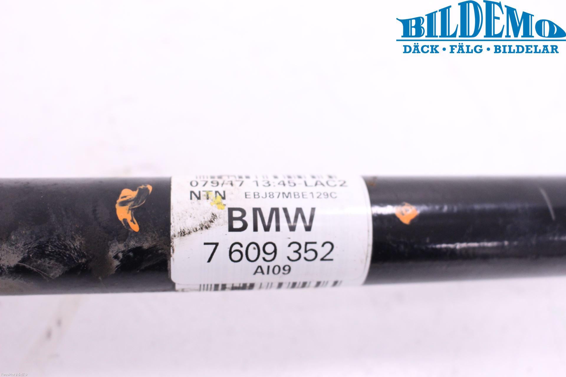 BMW 1 F20/F21 11-19 Drivaxel Bak Höger