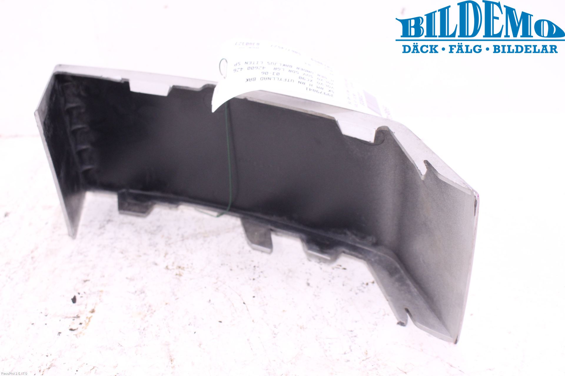 Volvo XC90 03-06 Skärm Hörn Utfyllnad Bak