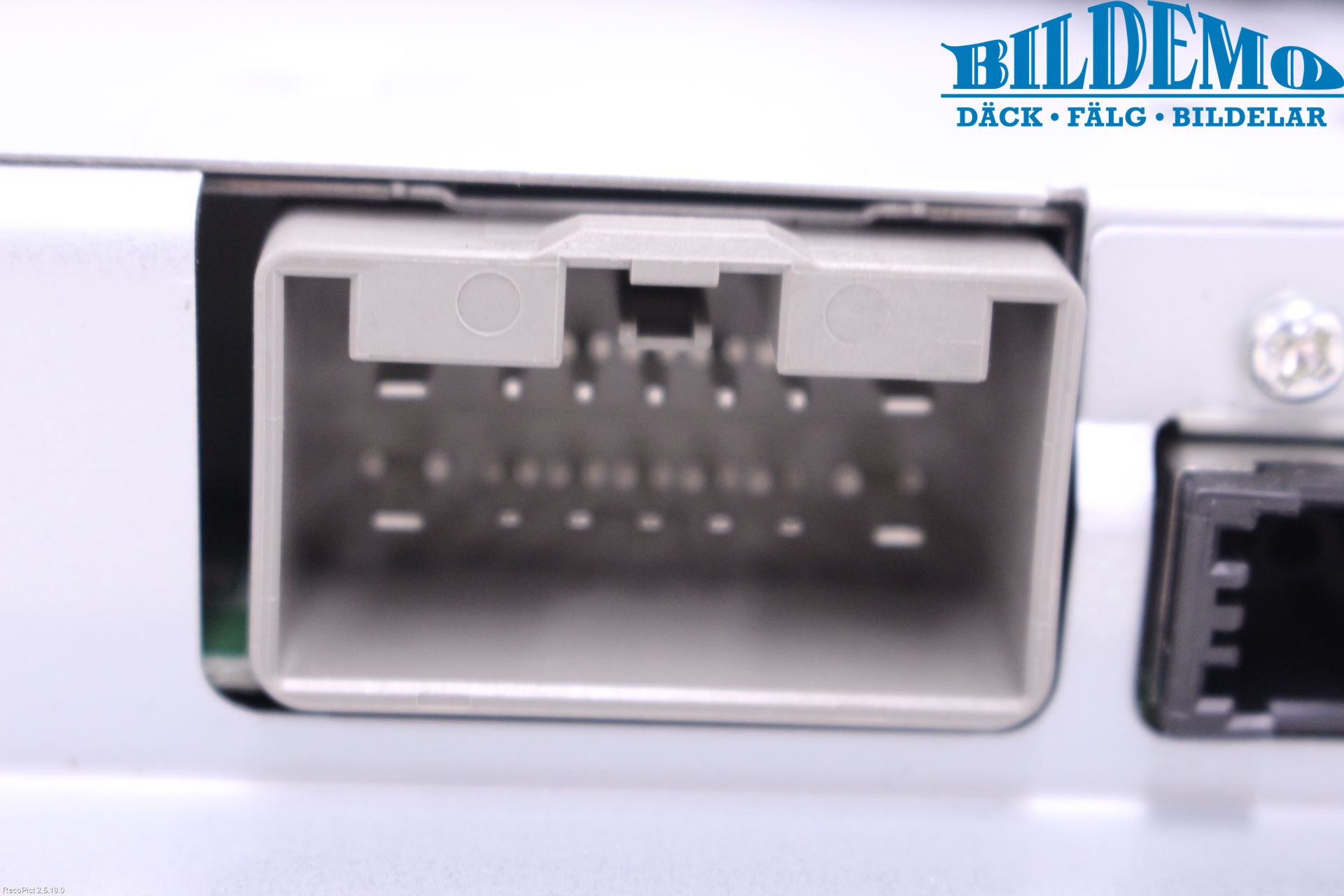 Volvo V70 08-13 Cd Radio - Multimediapanel