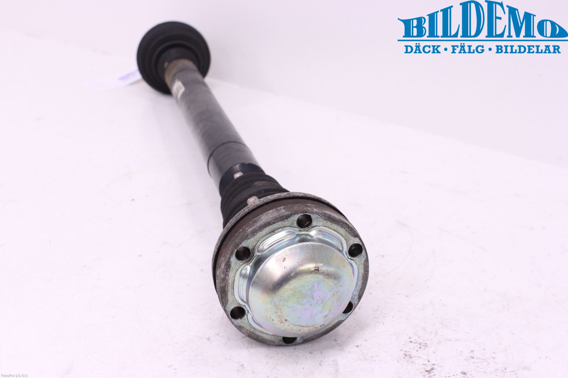 Volkswagen VW PASSAT 05-11 Drivaxel Fram Höger