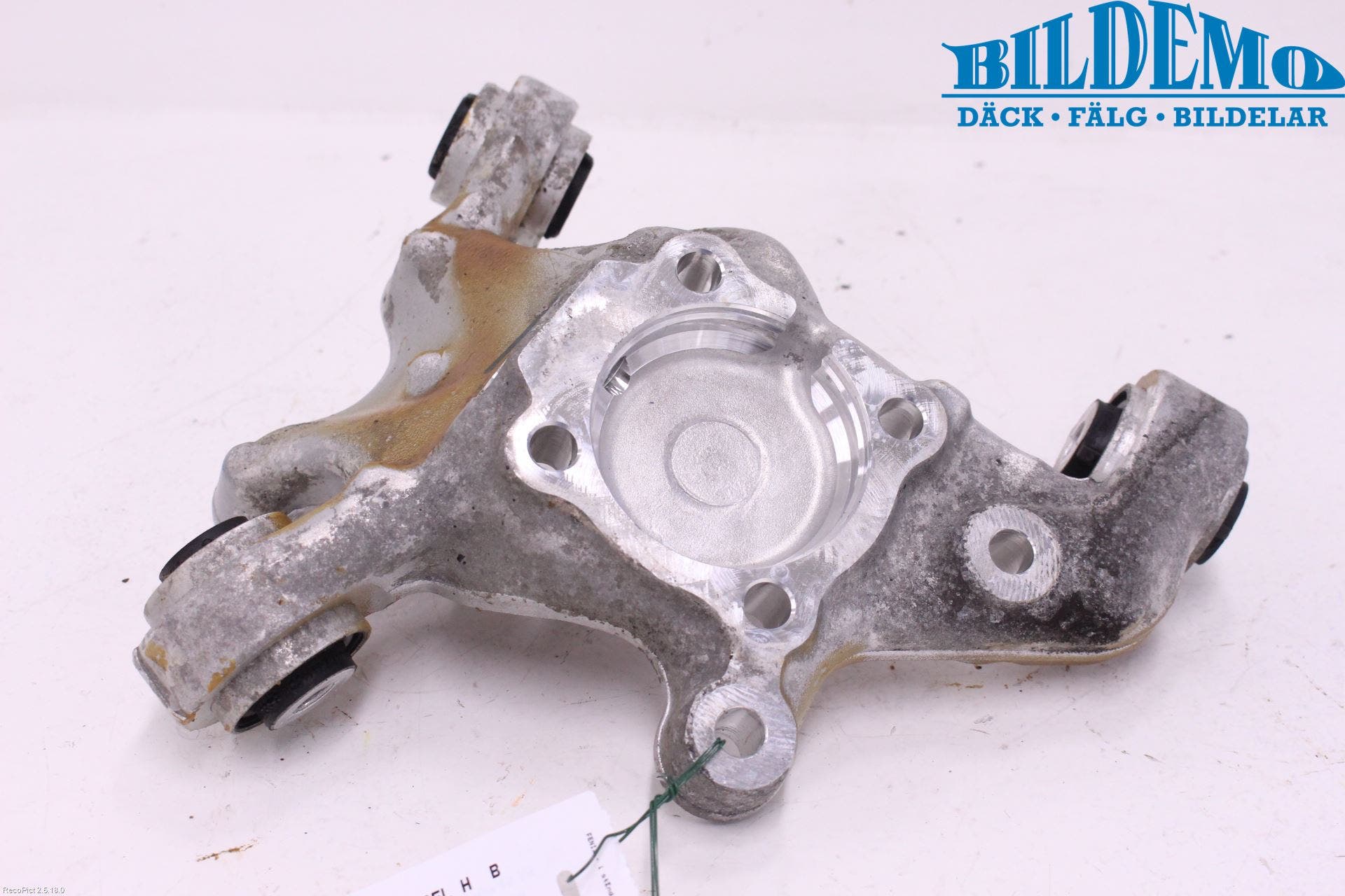 Mercedes-Benz MB A-KLASS (W176) 13-18 Hjullagerhus-Spindel Hö B