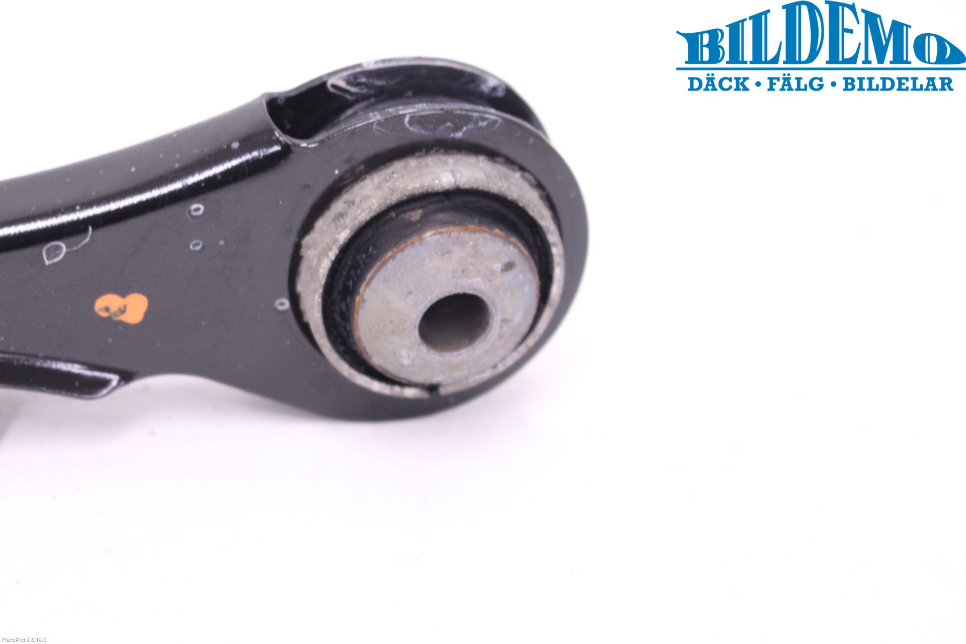 BMW 2 F22/F23/F87 Coupé/Cab 13-21 Bärarm Bak Övre Höger