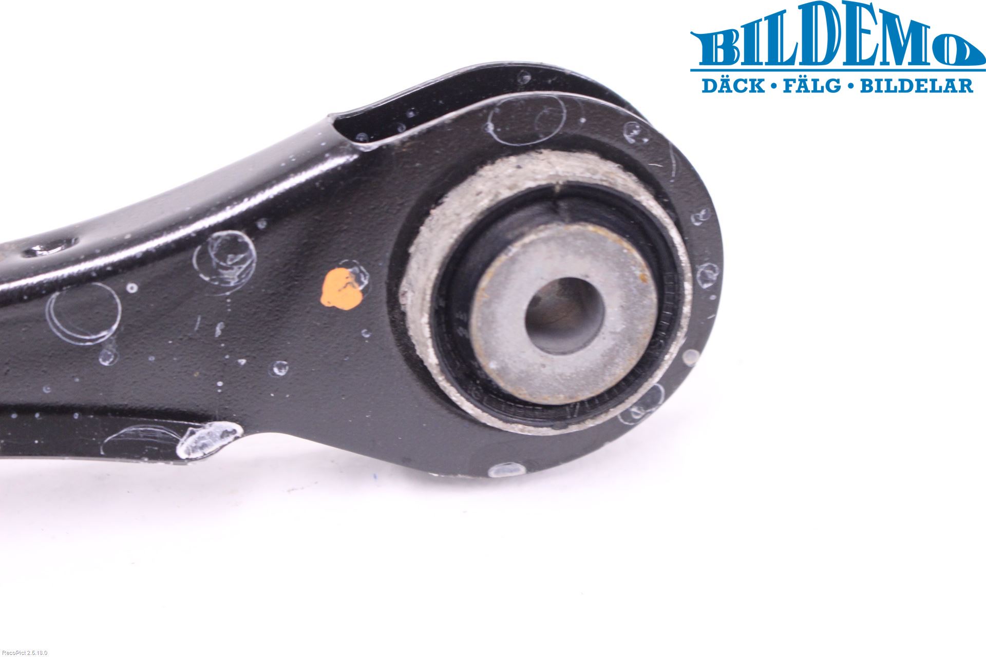 BMW 2 F22/F23/F87 Coupé/Cab 13-21 Bärarm Bak Övre Höger