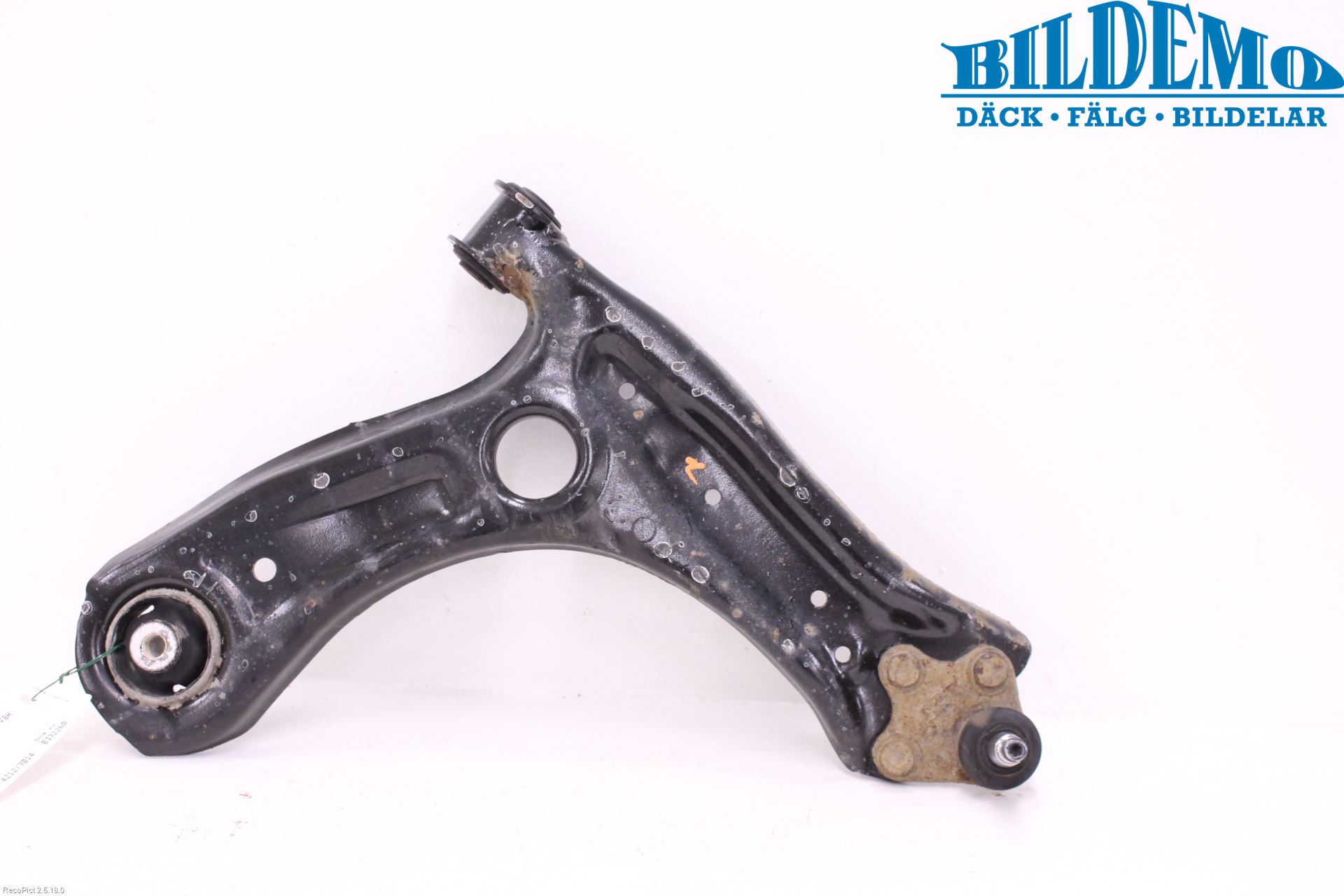 Skoda FABIA 07-14 Bärarm Fram Undre Hö