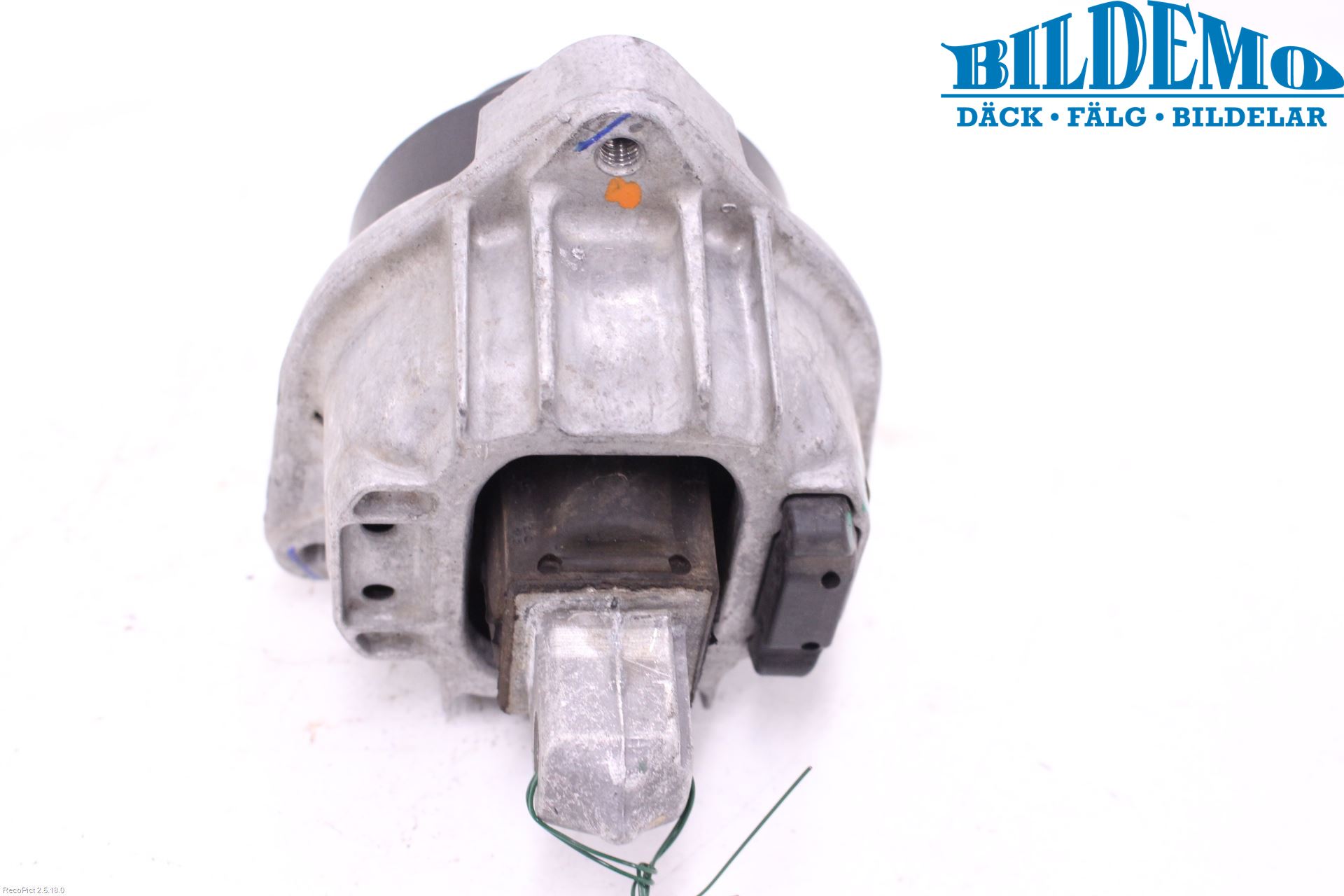 BMW 5 F10/F11/F18 09-17 Motorfäste
