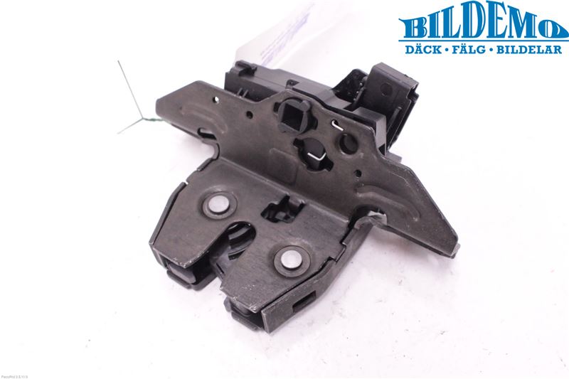 Opel ASTRA J 10-15 Låskista Baklucka