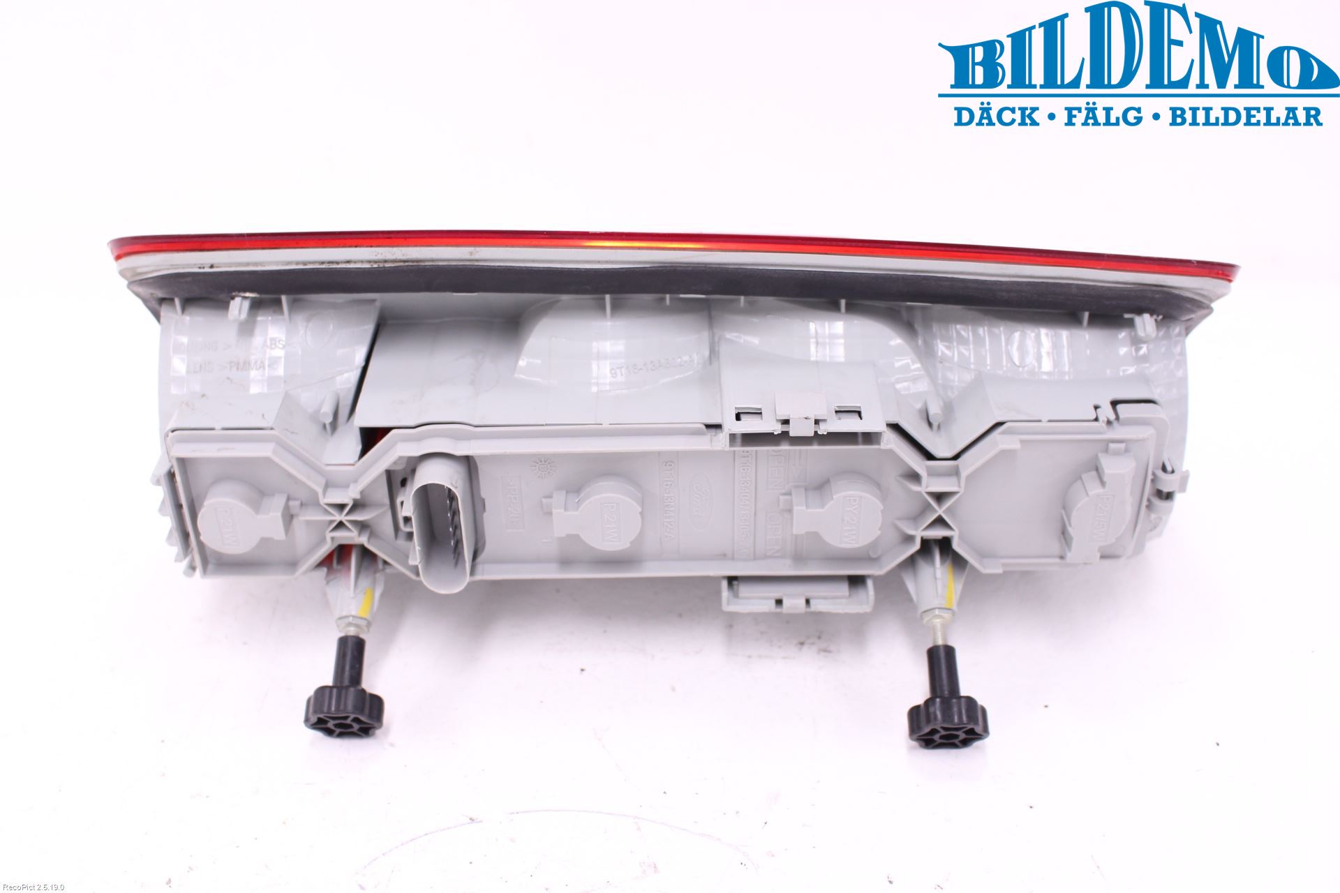 Ford TRANSIT CONNECT 09-13 Bakljus Höger