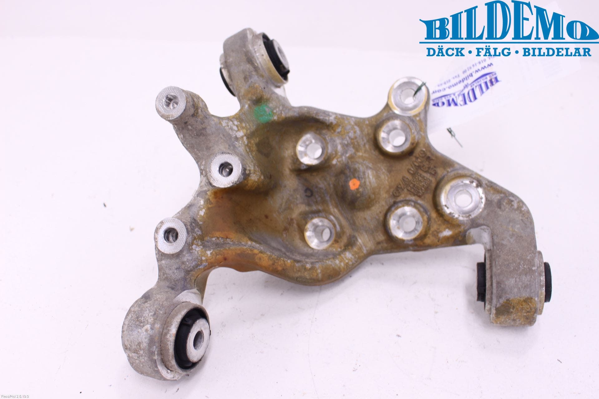 Mercedes-Benz MB B-KLASS (W246/W242) 12-19 Hjullagerhus-Spindel Hö B