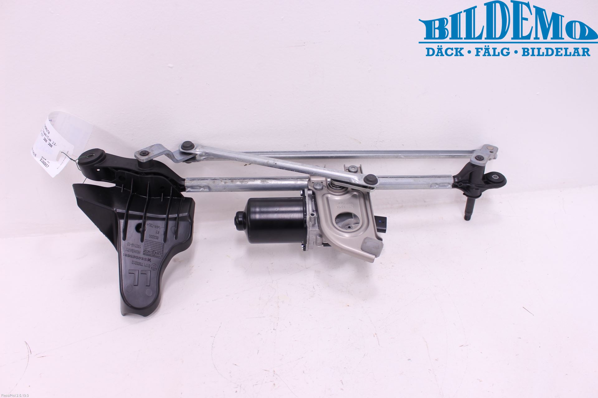 BMW 2 F22/F23/F87 Coupé/Cab 13-21 Torkarmotor Vindruta