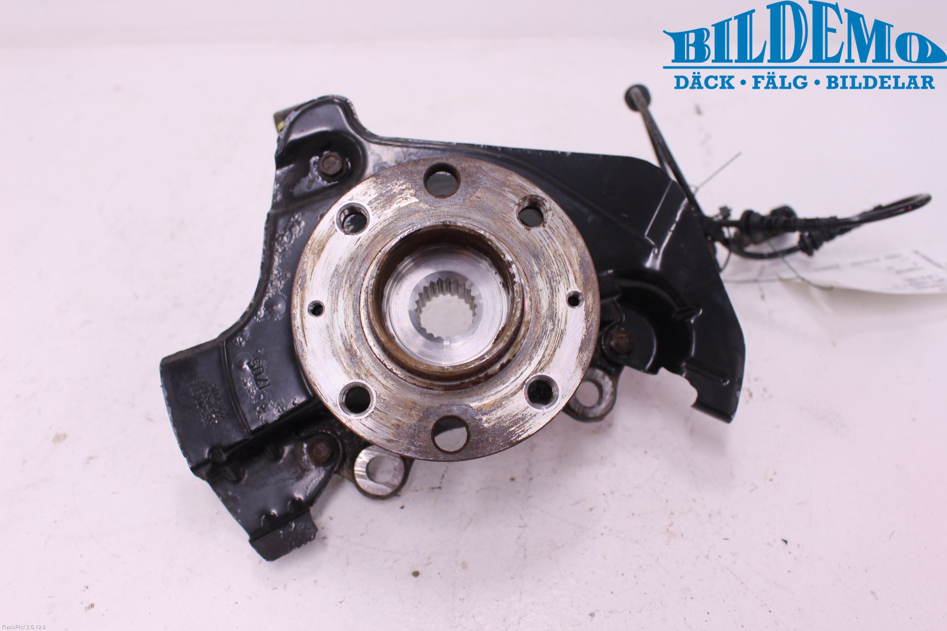 Opel CORSA E 15-19 Styrspindel Lagerhus Hö