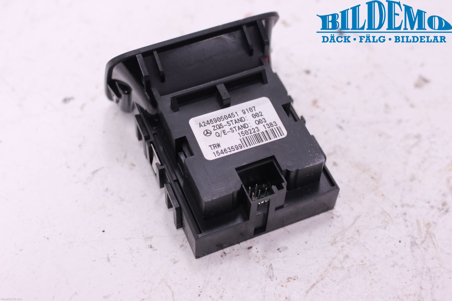 Mercedes-Benz MB GLA-KLASS (X156) 13-20 Strömställare Parkeringsbroms