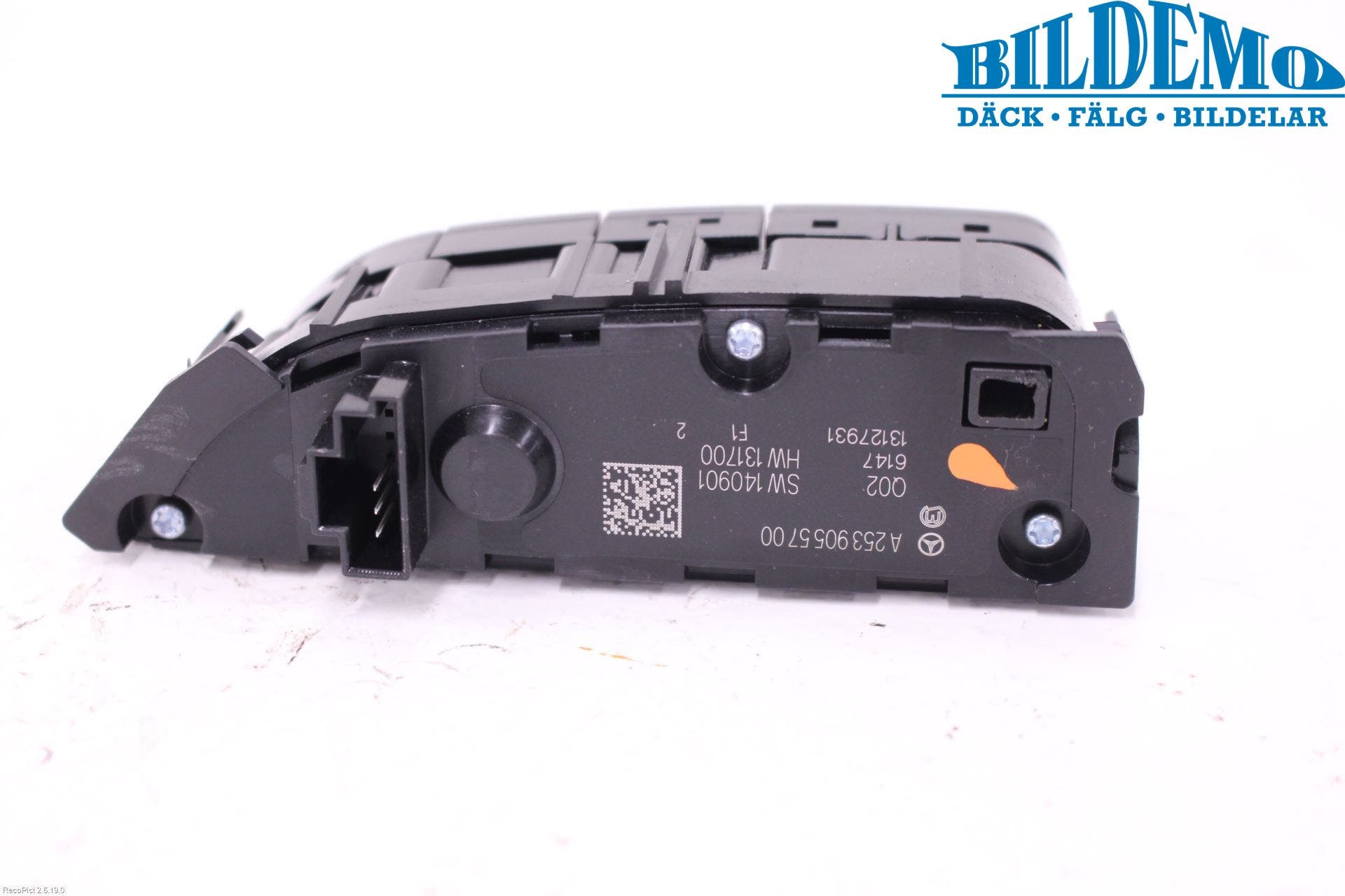 MB GLC-KLASS (X253/C253) 15-22 Strömställare Multifunktion