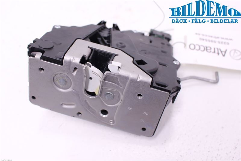 Opel CORSA D 07-14 Låskista-Dörrlås