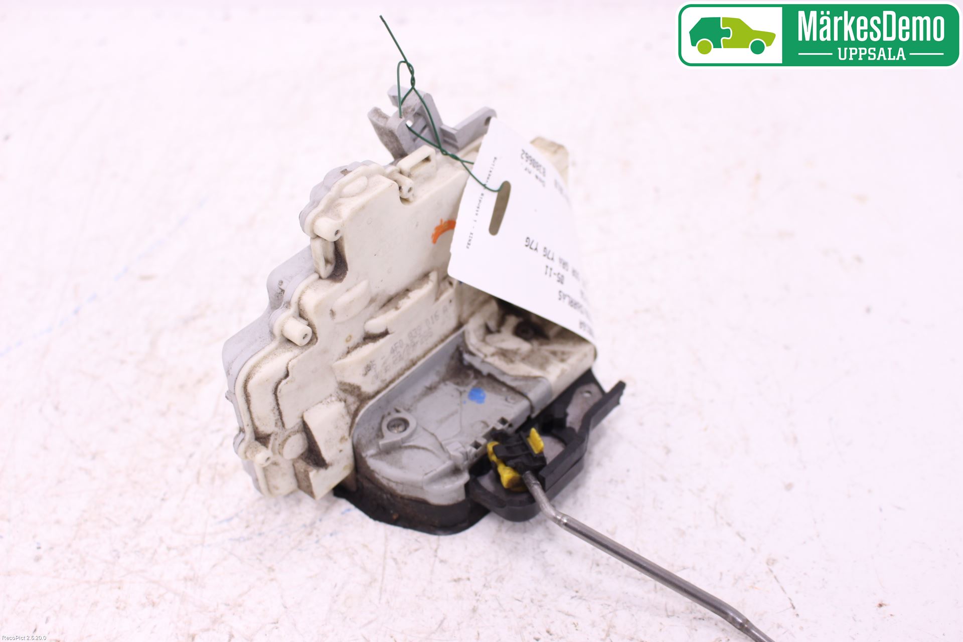 Audi A6/S6     05-11 Låskista-Dörrlås