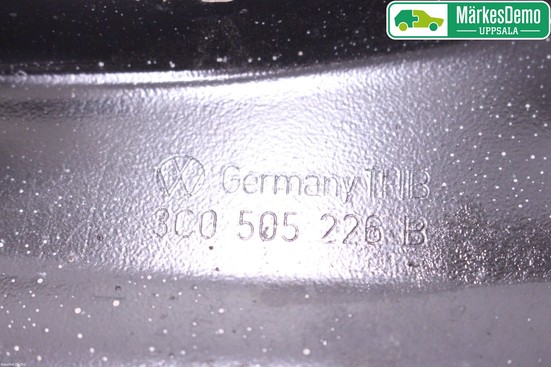 Volkswagen VW PASSAT 11-14 Bärarm Bak Höger