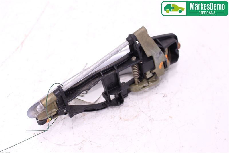 BMW 3 E46      98-05 Dörrhandtag Yttre Hö