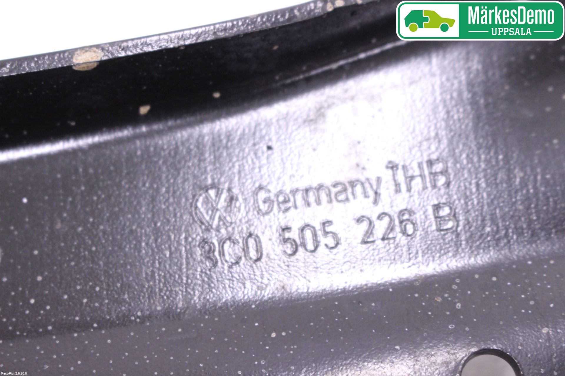 Volkswagen VW PASSAT 11-14 Bärarm Bak Höger