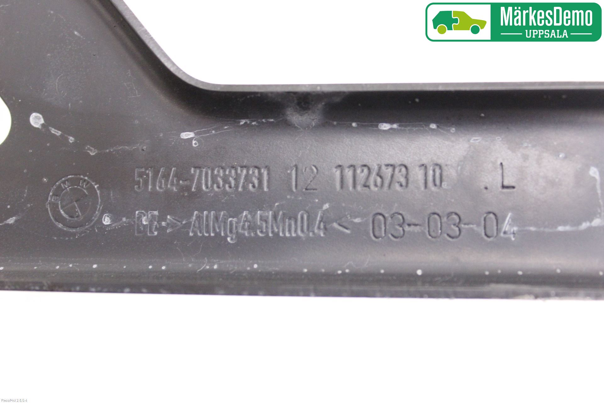 BMW 5 E60/61 Sed/Tou 02-10 Strålkastarsarg Vänster