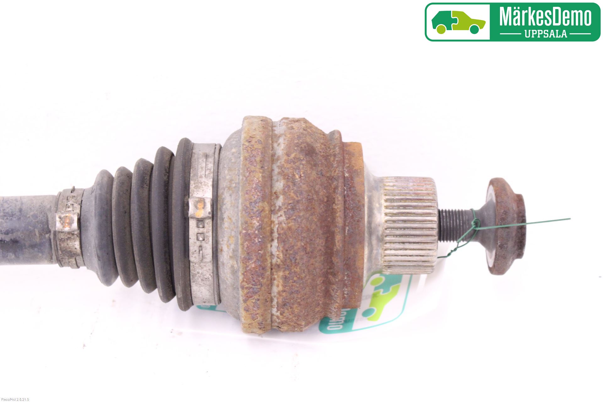 Audi A4 12-15 Drivaxel Bak Vänster