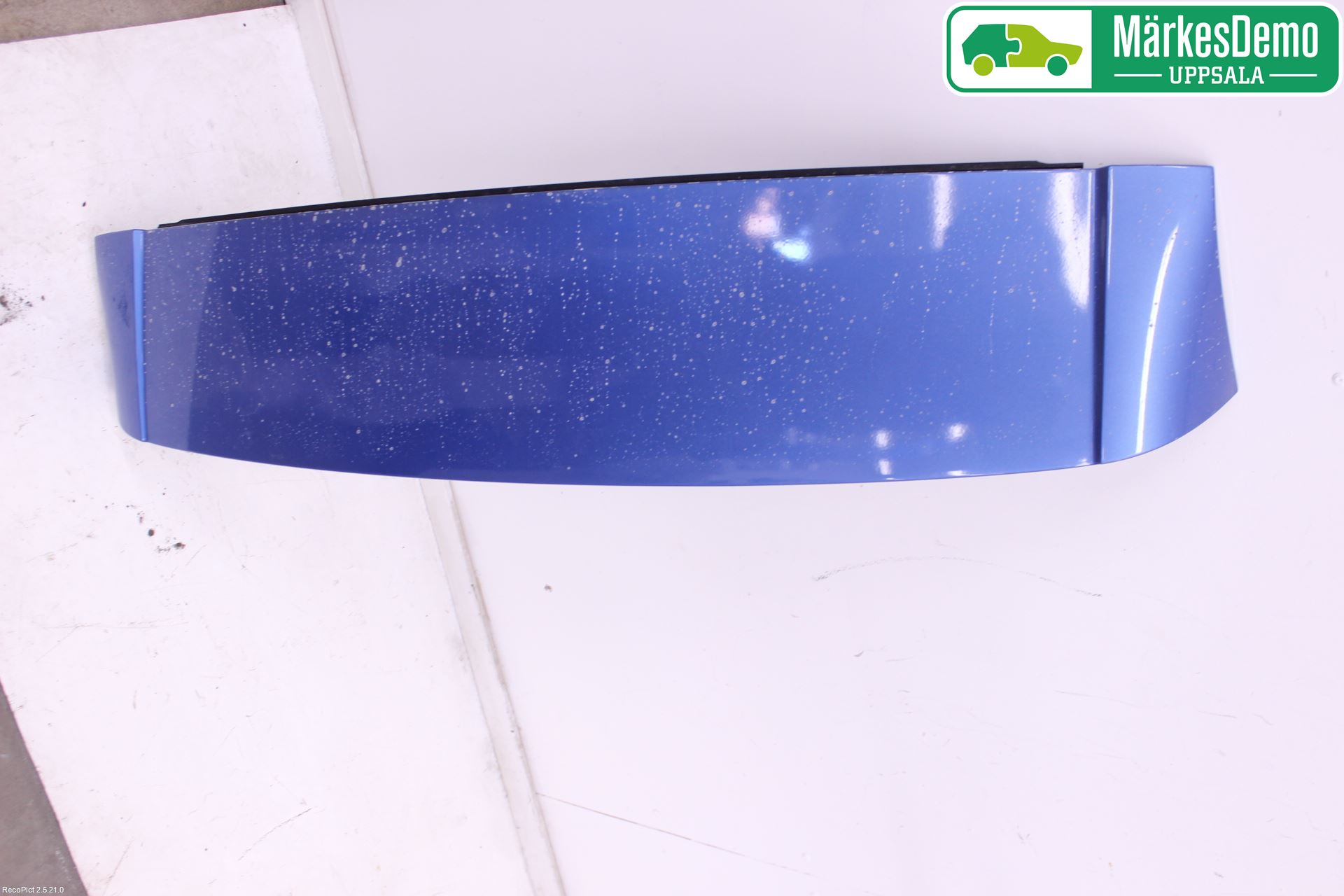 BMW X5 E53     99-06 Spoiler Baklucka