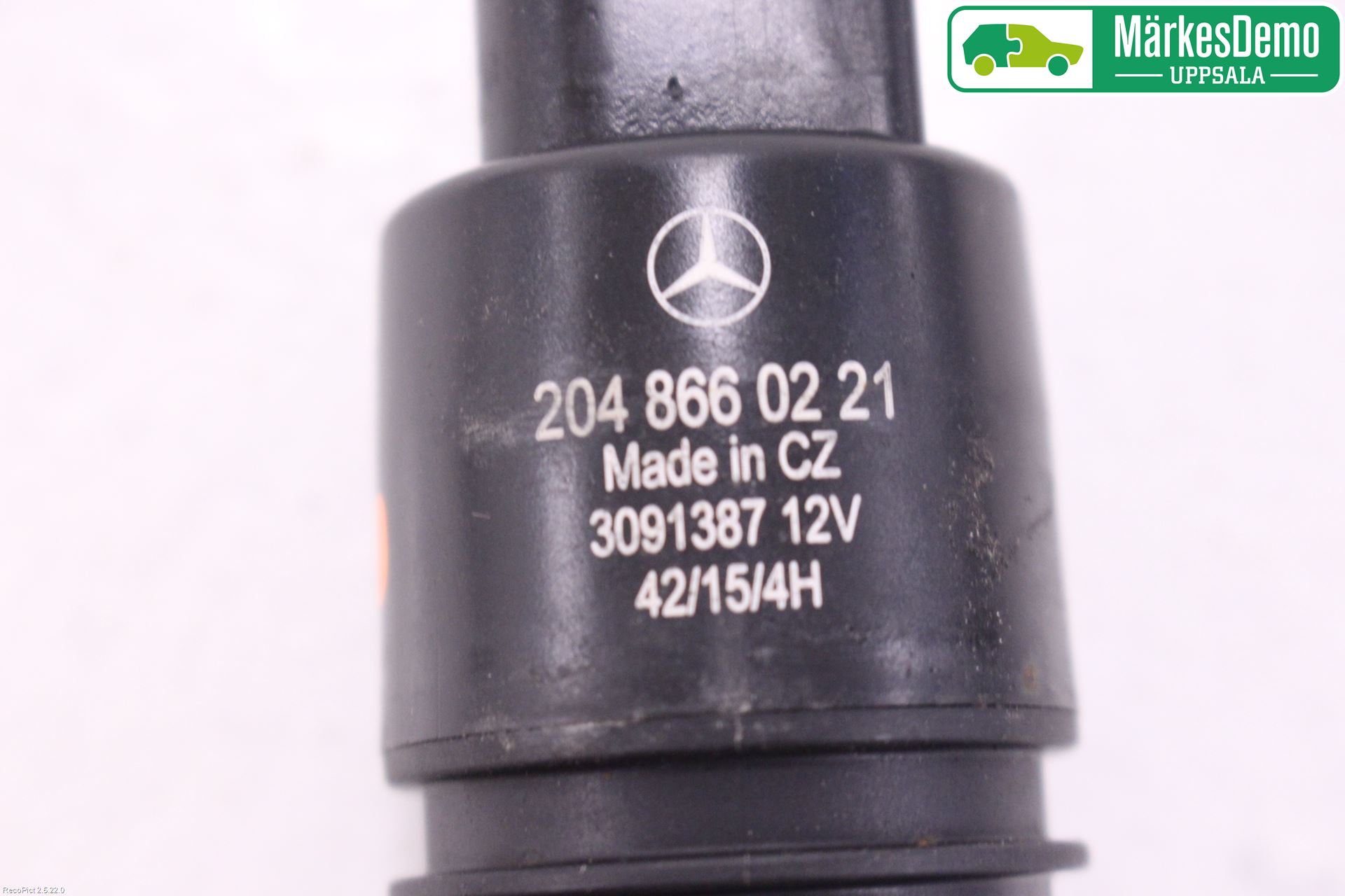 Mercedes-Benz MB E-KLASS (W212) 09-16 Spolarpump Vindruta