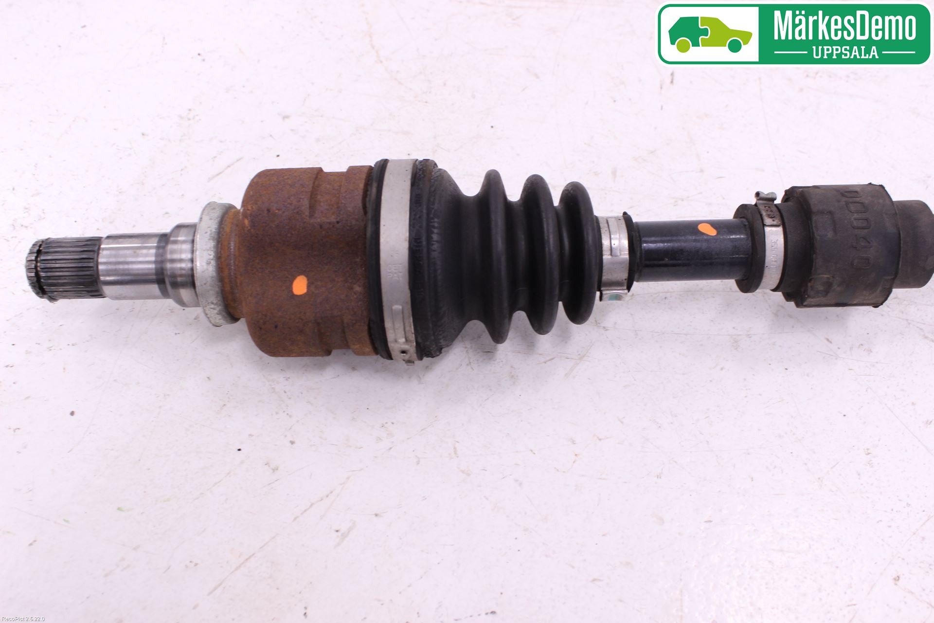 Toyota YARIS XP90 06-11 Drivaxel Fram Höger