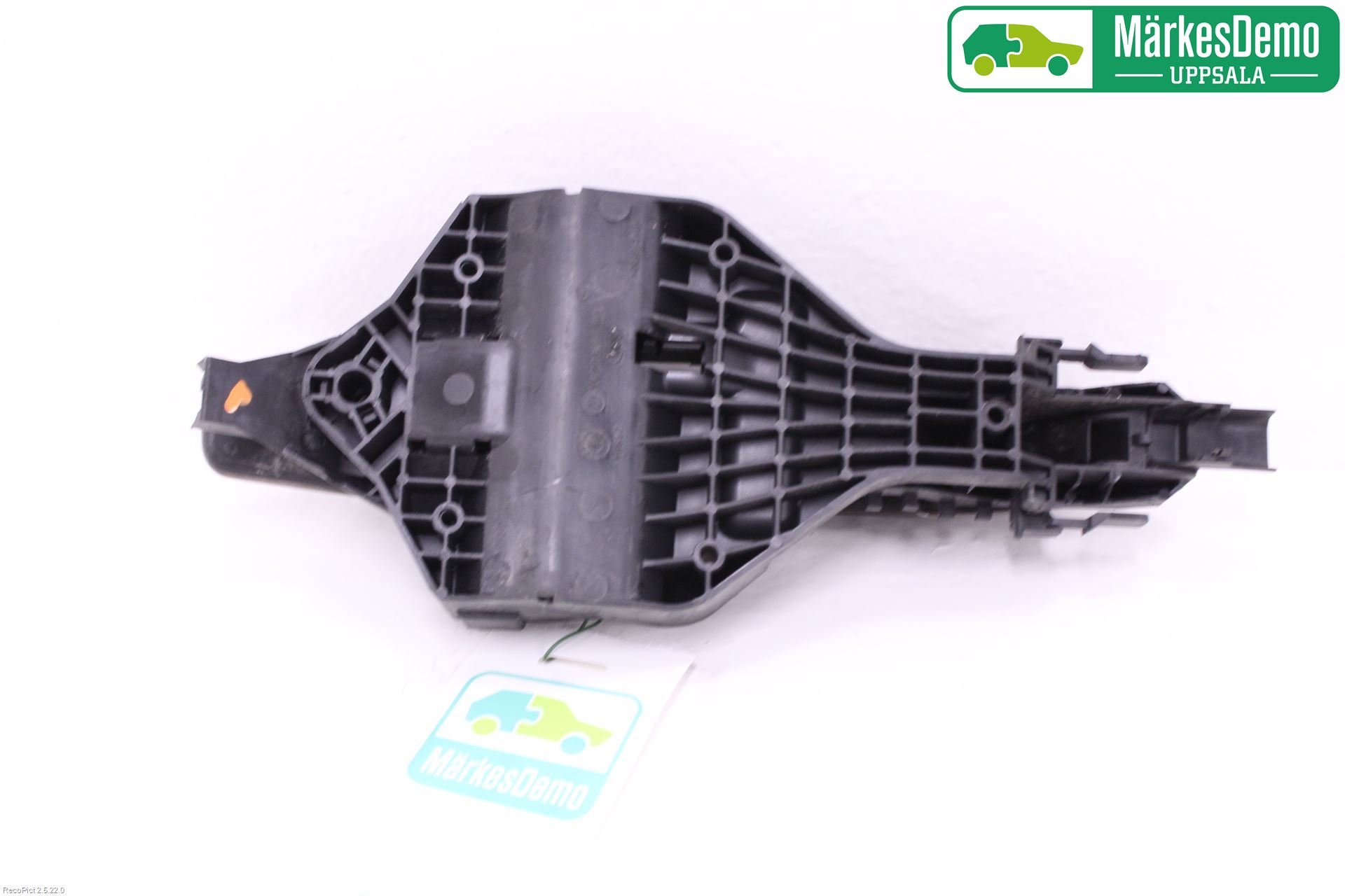 Jaguar XE (X760) 15-24 Dörrhandtag Yttre Hö