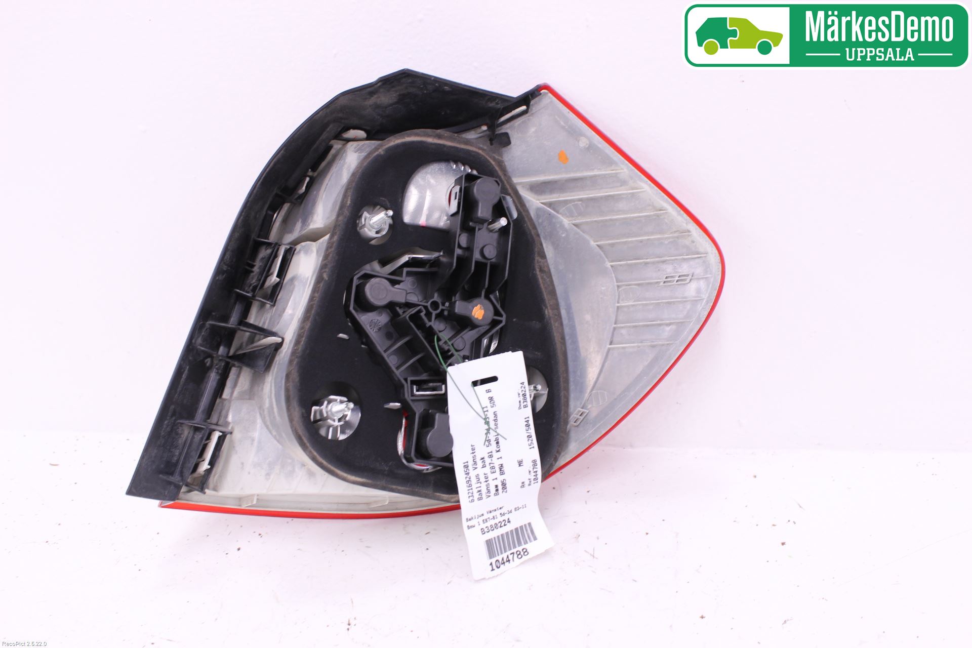 BMW 1 E87/81 5D/3D 03-11 Bakljus Vänster