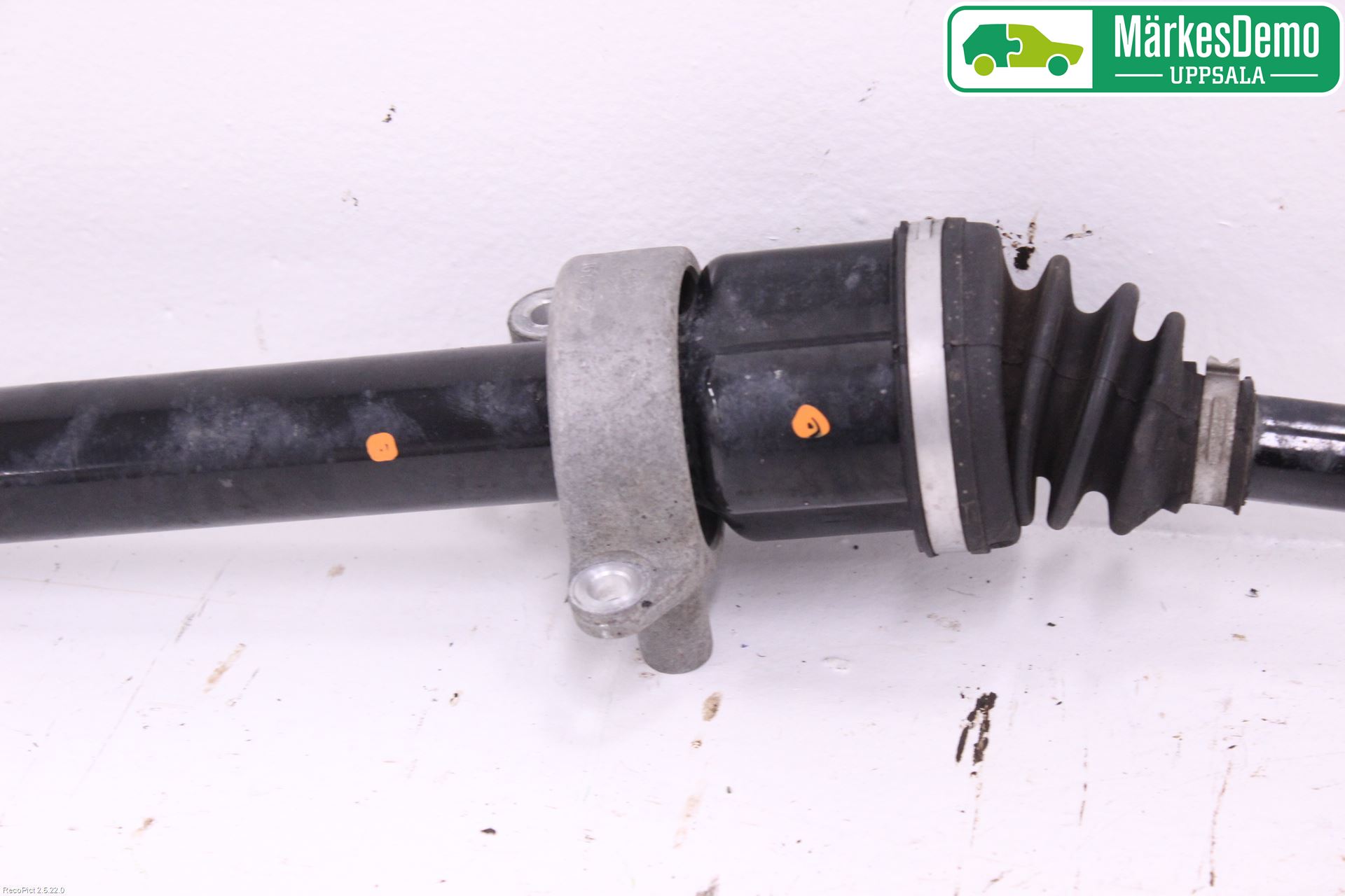 Mini ONE/COOPER 5DR F55 14-24 Drivaxel Fram Höger