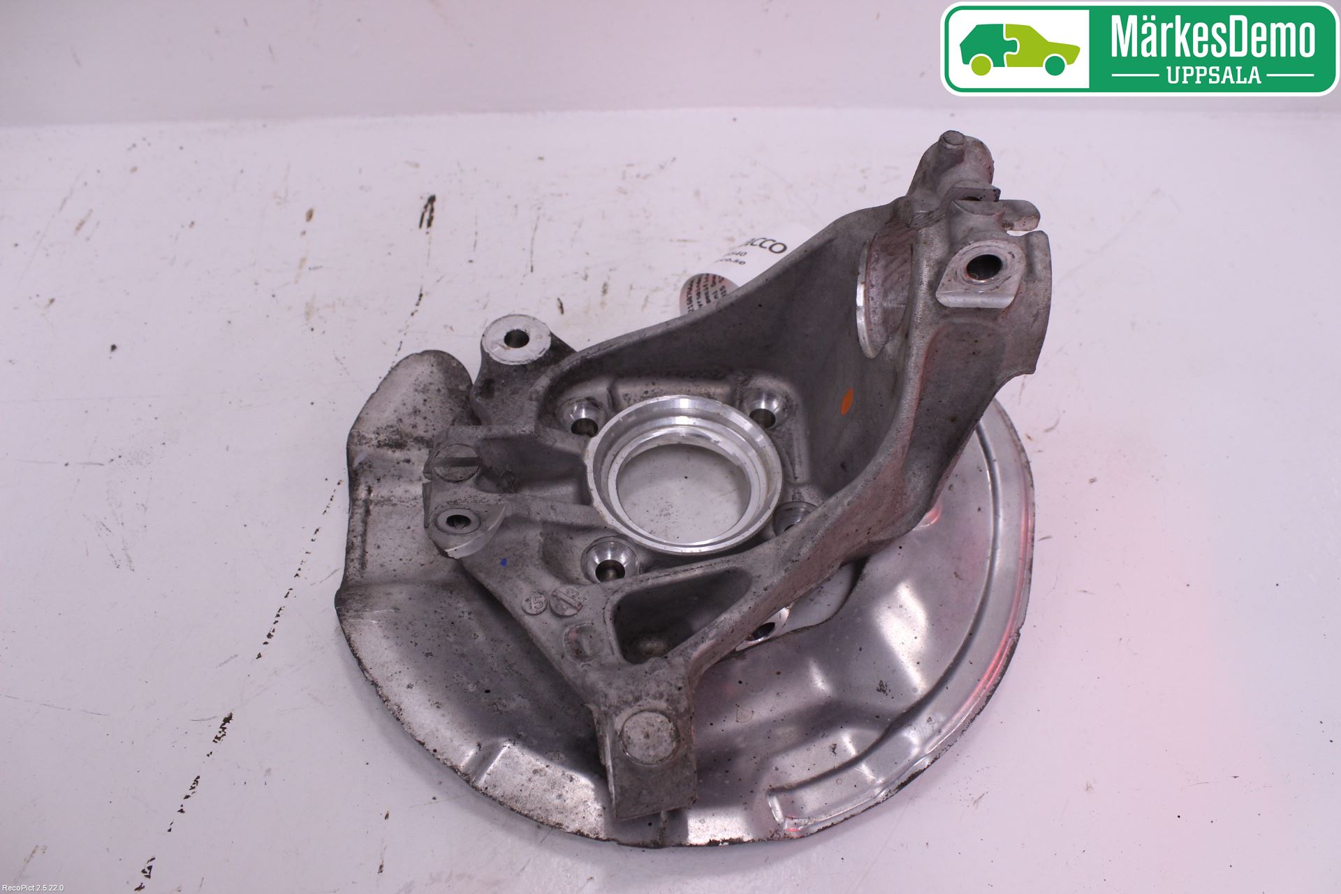 Mini ONE/COOPER 5DR F55 14-24 Styrspindel Lagerhus Hö