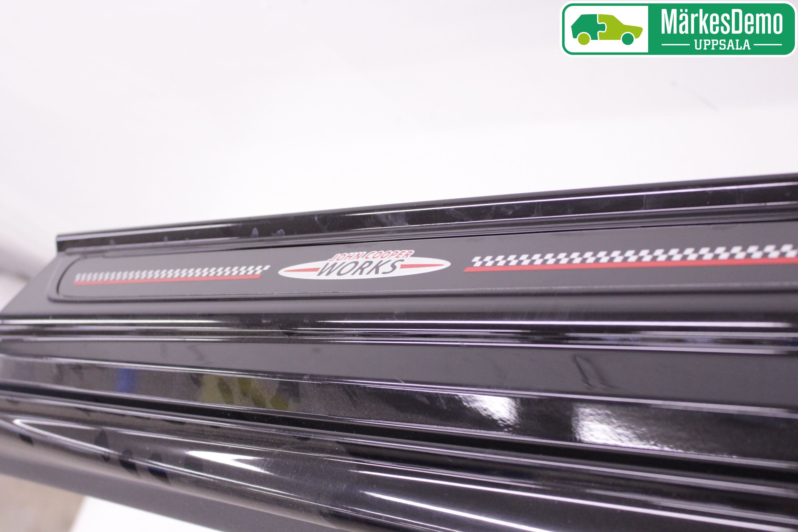 Mini ONE/COOPER 3DR F56 14-24 Sidokjol Vä