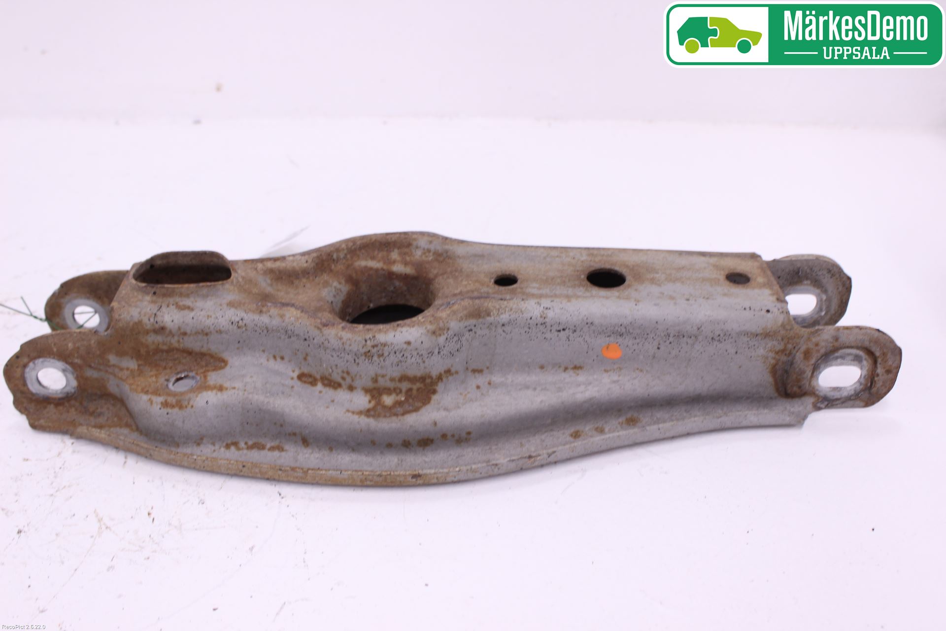 BMW X1 E84 10-15 Bärarm Bak Höger