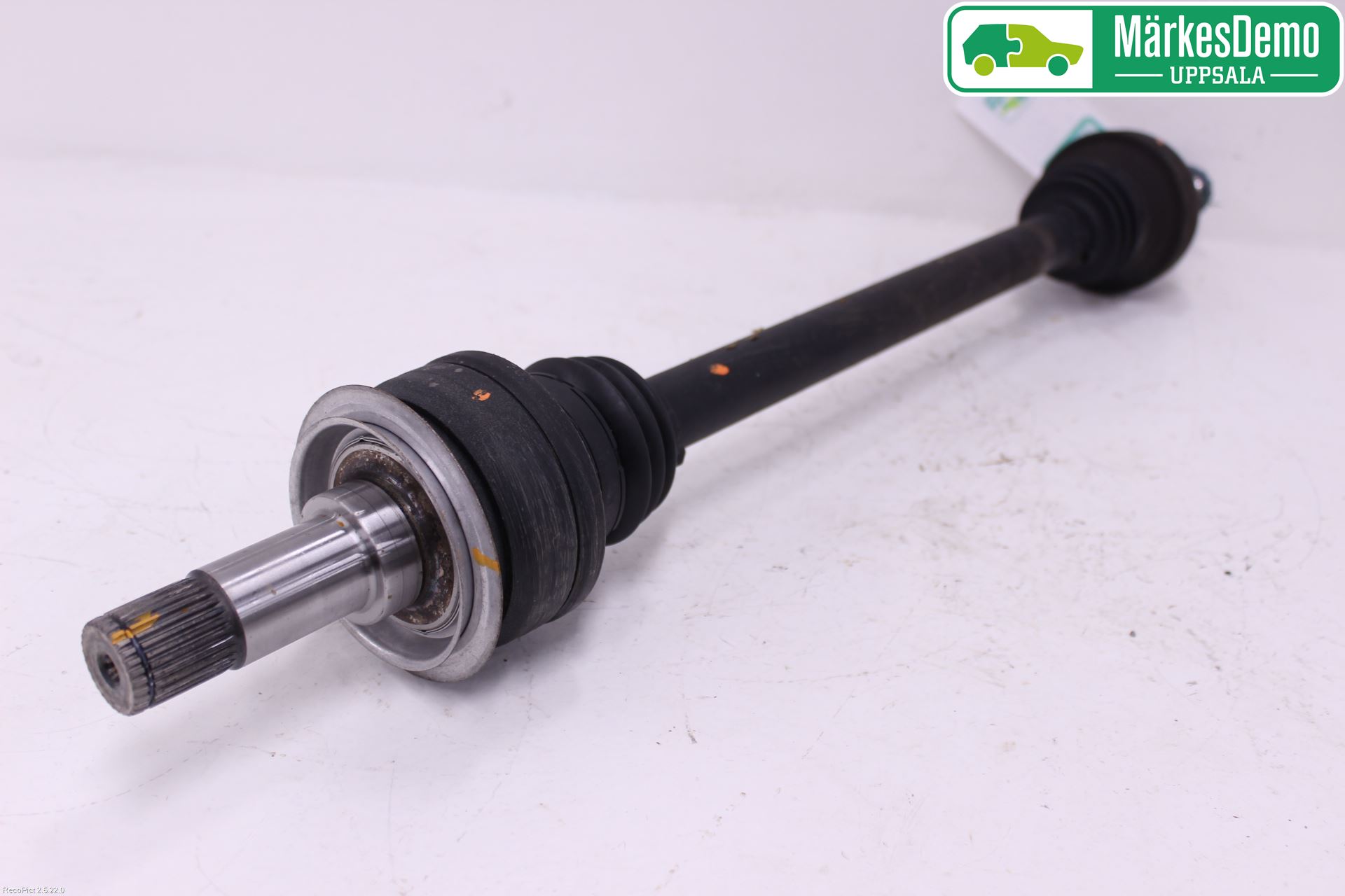 Mercedes-Benz MB E-KLASS (W213) 16-23 Drivaxel Bak Höger