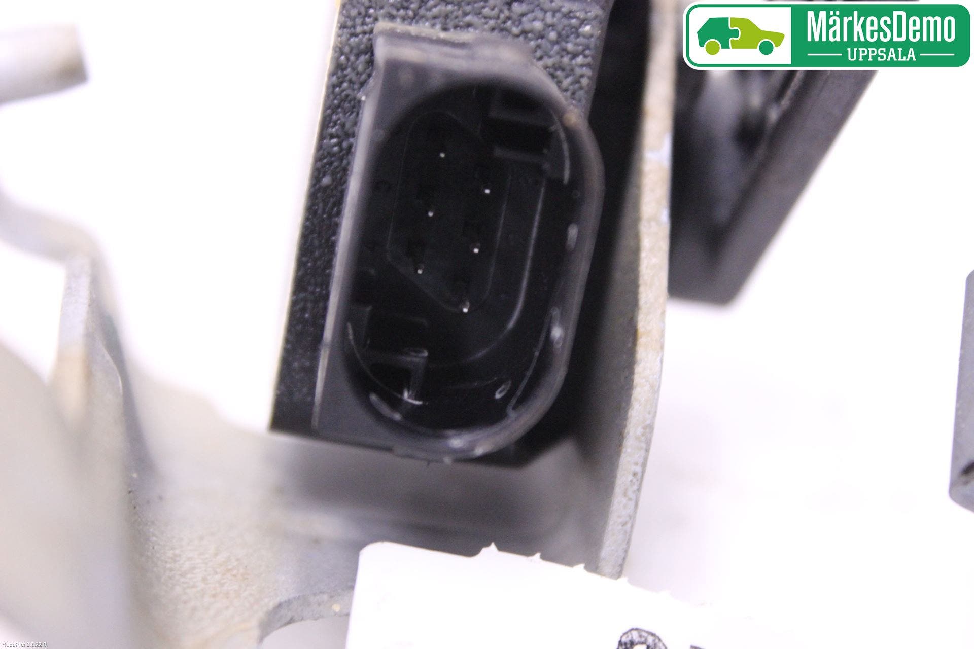 Mercedes-Benz MB E-KLASS (W213) 16-23 Givare Accelaration