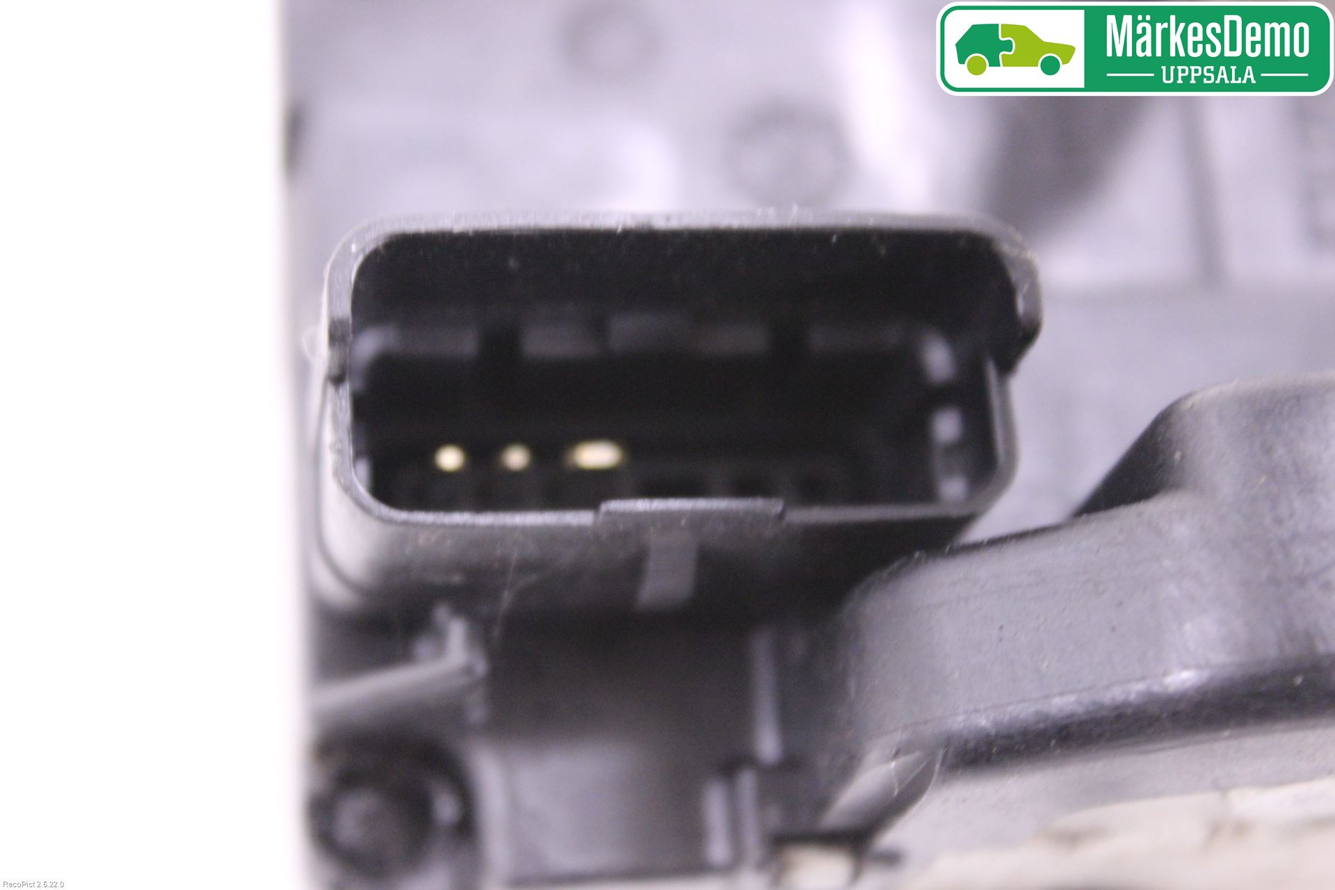 Nissan NAVARA 05-16 Låskista-Dörrlås