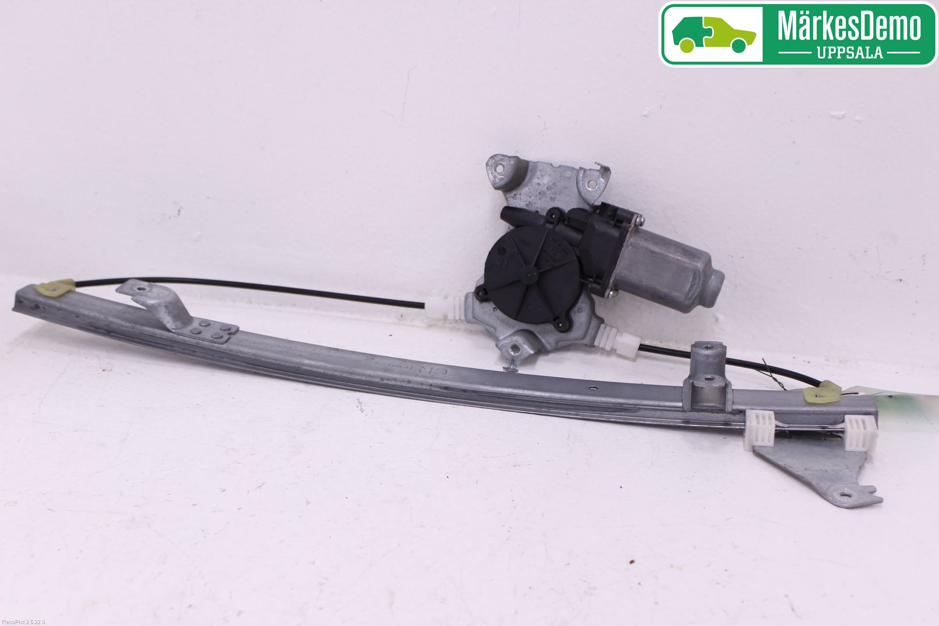Nissan NAVARA 05-16 Fönsterhiss El Kompl