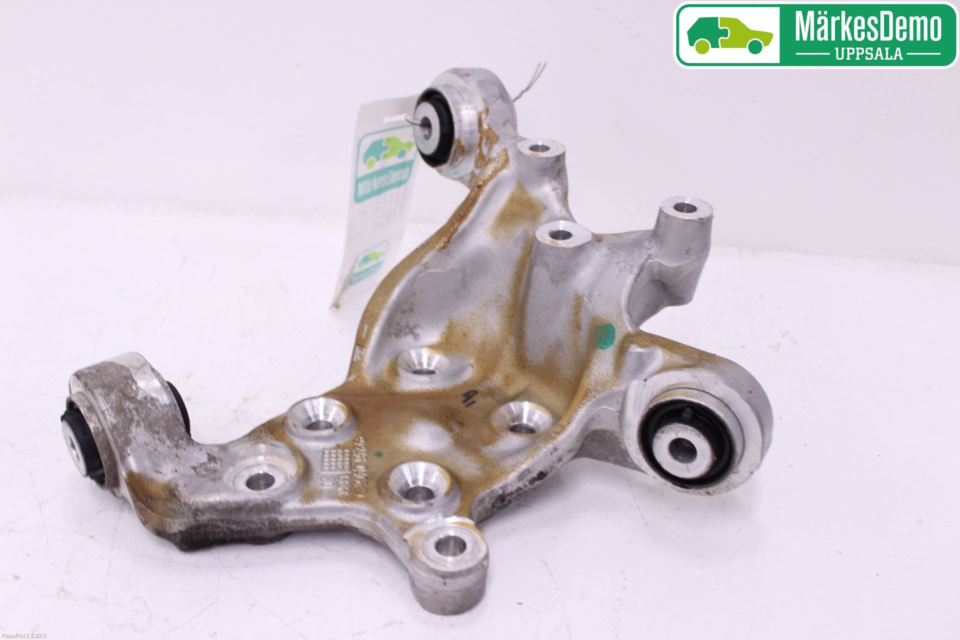 Mercedes-Benz MB A-KLASS (W176) 13-18 Hjullagerhus-Spindel Hö B