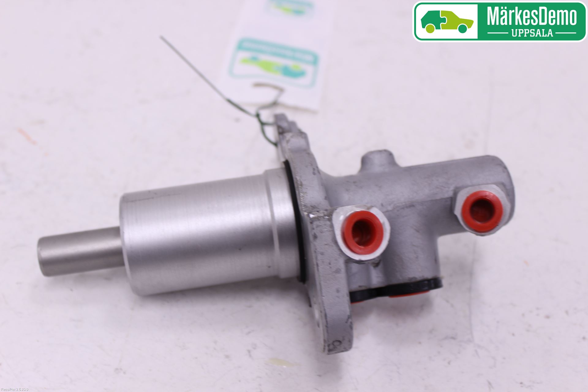 BMW 5 F10/F11/F18 09-17 Broms Huvudcylinder