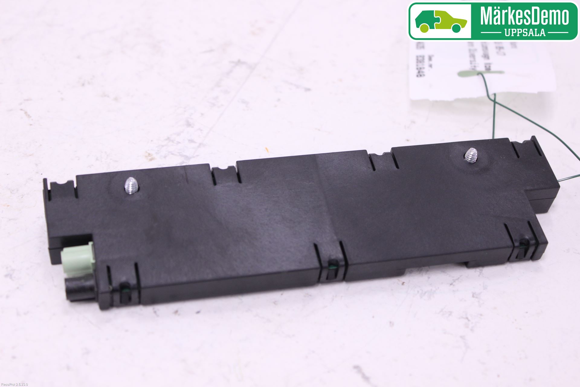 BMW 5 F10/F11/F18 09-17 Antennförstärkare