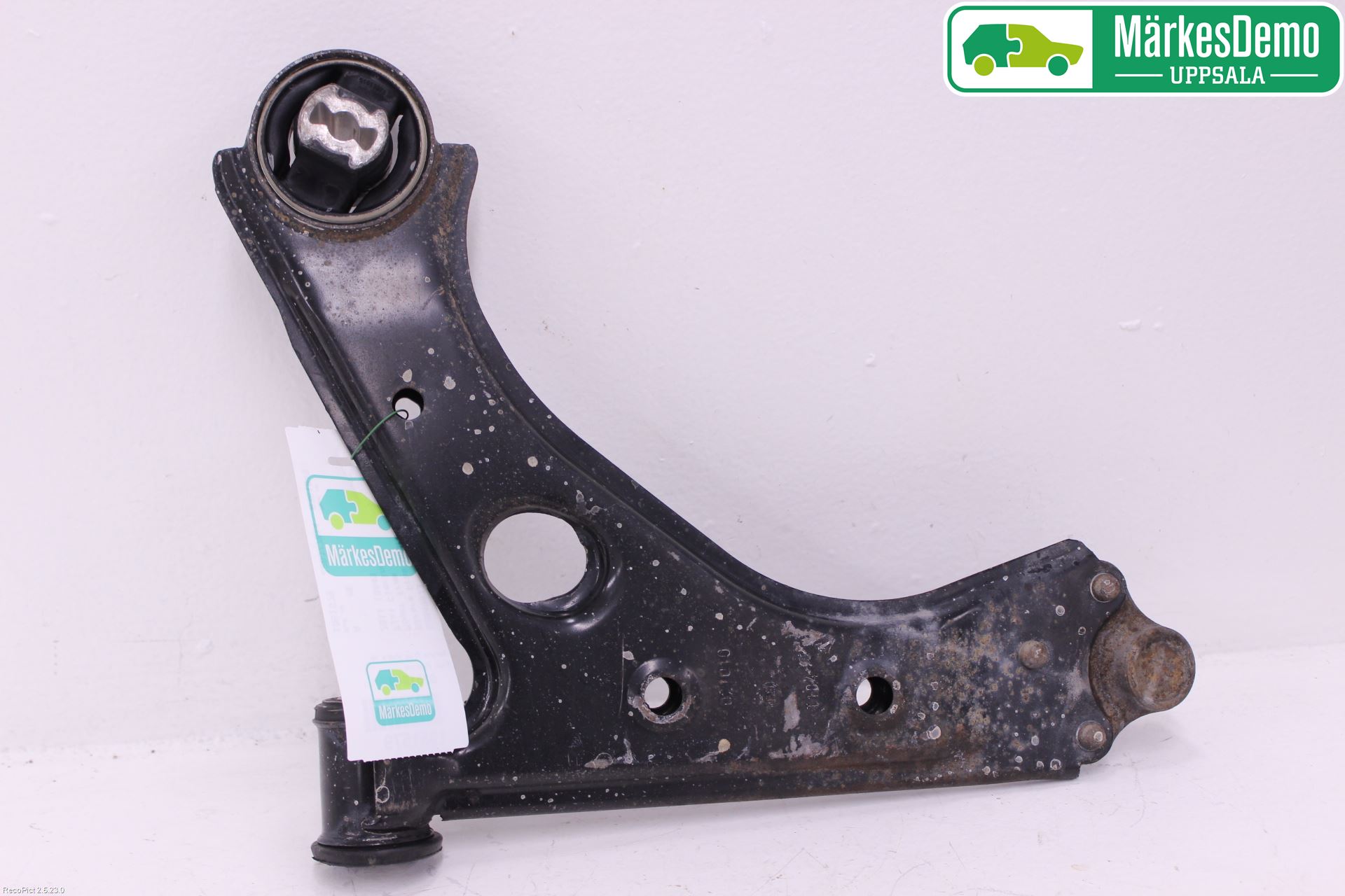 Fiat FIORINO Bärarm Fram Undre Hö