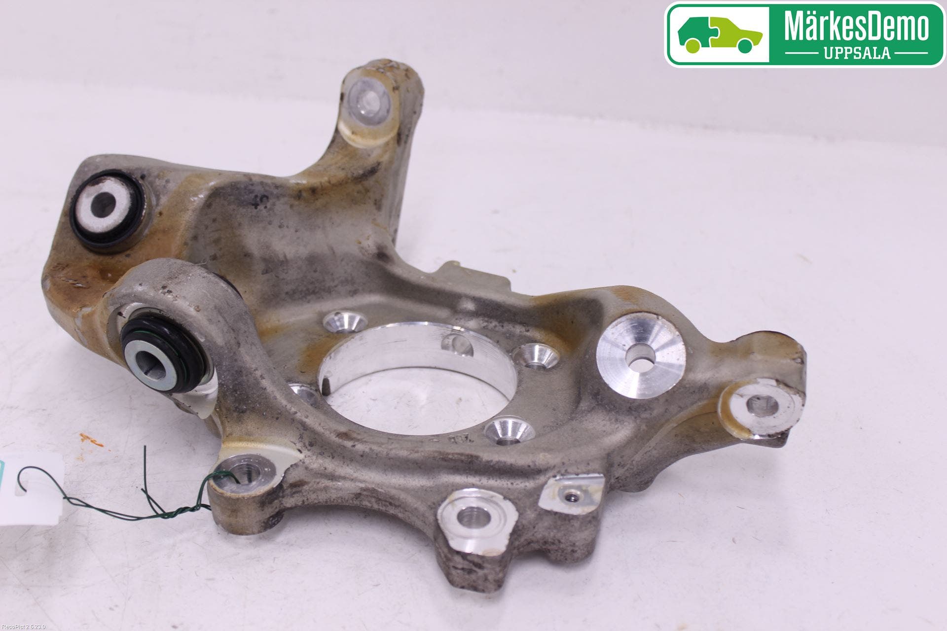 MB GLC-KLASS (X253/C253) 15-22 Hjullagerhus-Spindel Hö B