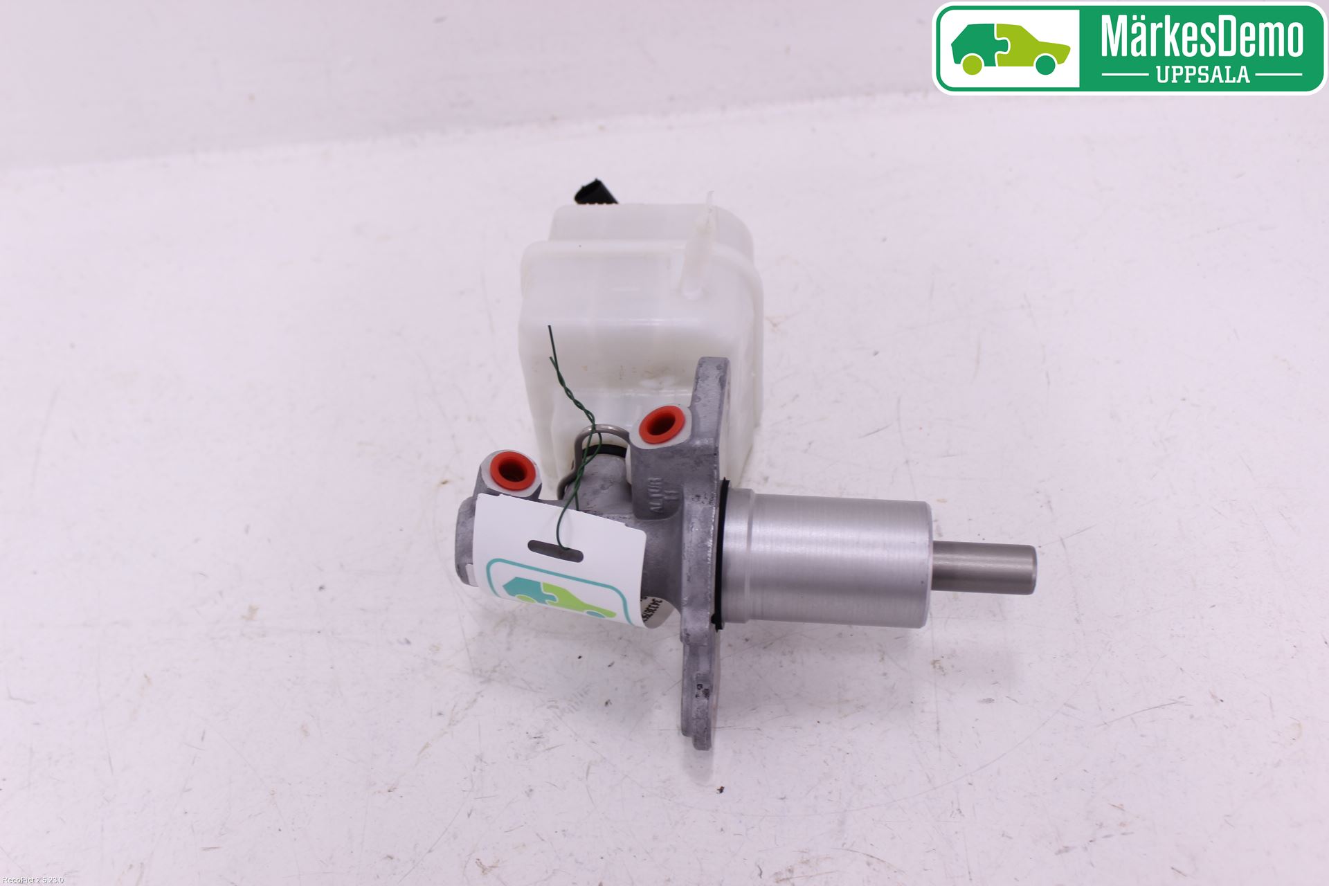 BMW 5 F10/F11/F18 09-17 Broms Huvudcylinder