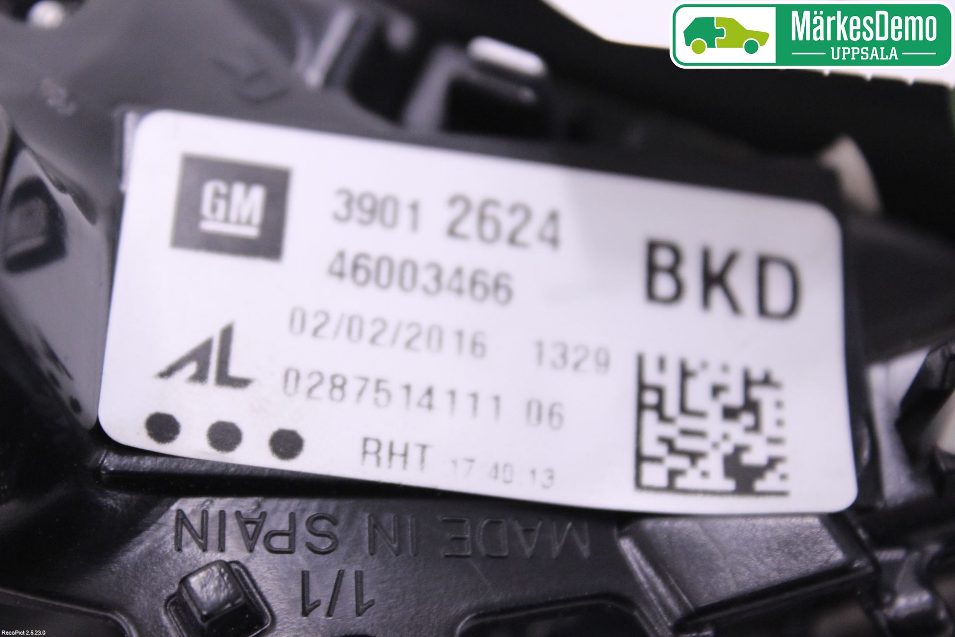 Opel CORSA E 15-19 Bakljus Lucka Hö