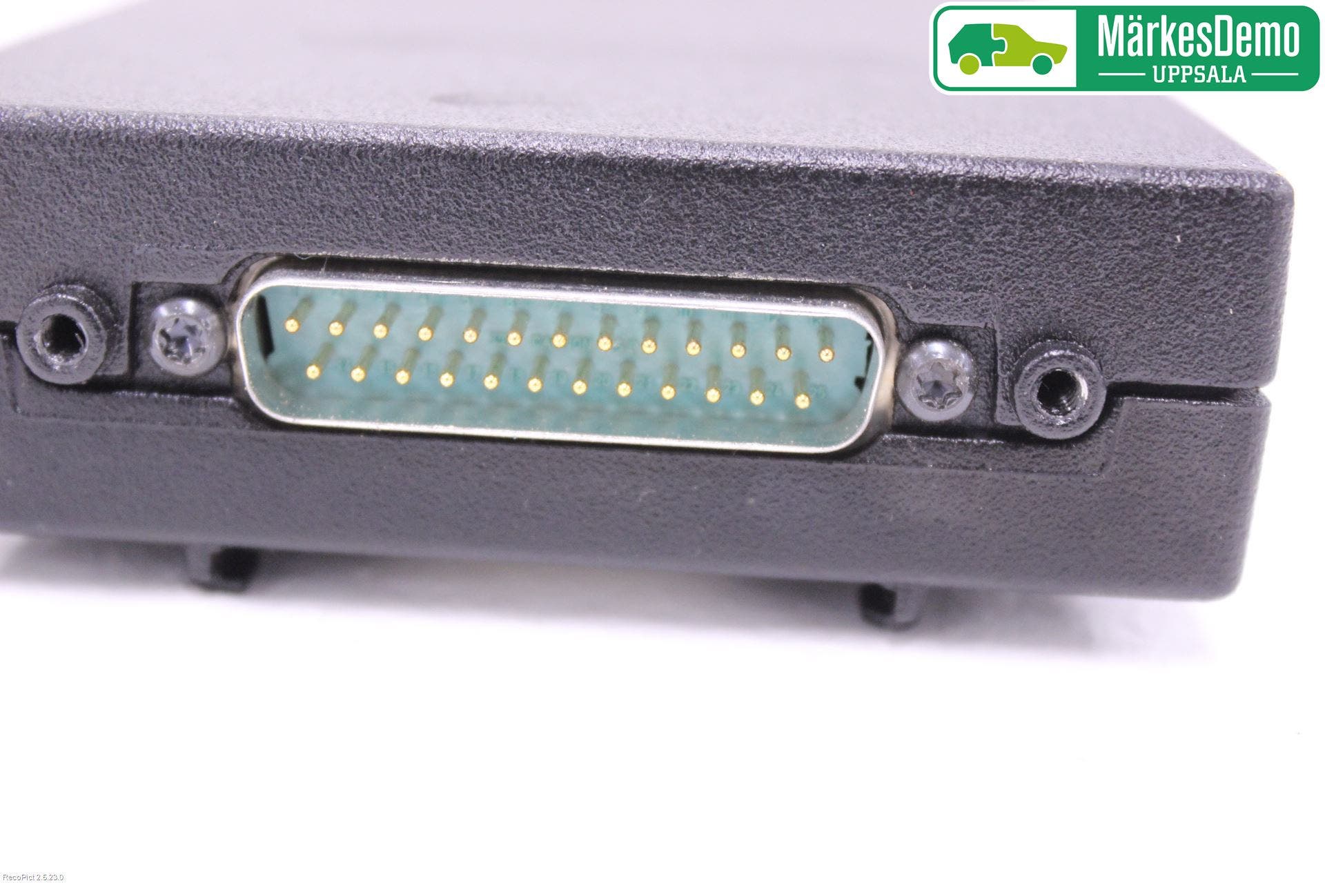 BMW 7 E38      93-01 Telefon