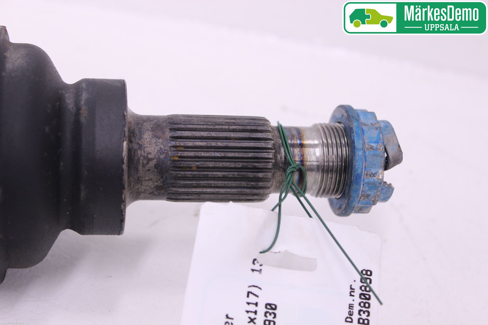 Mercedes-Benz MB CLA-KLASS (C117/X117) 13-19 Drivaxel Bak Vänster