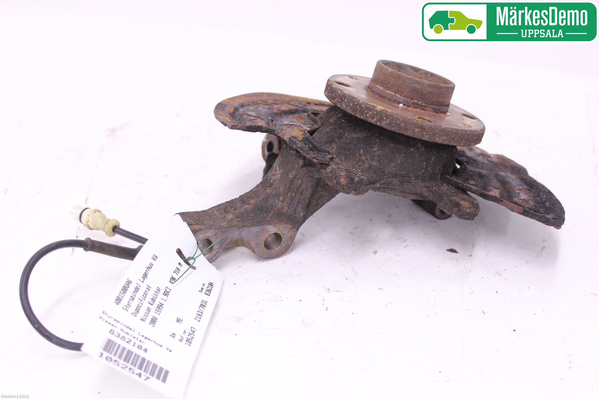 Nissan KUBISTAR Styrspindel Lagerhus Vä