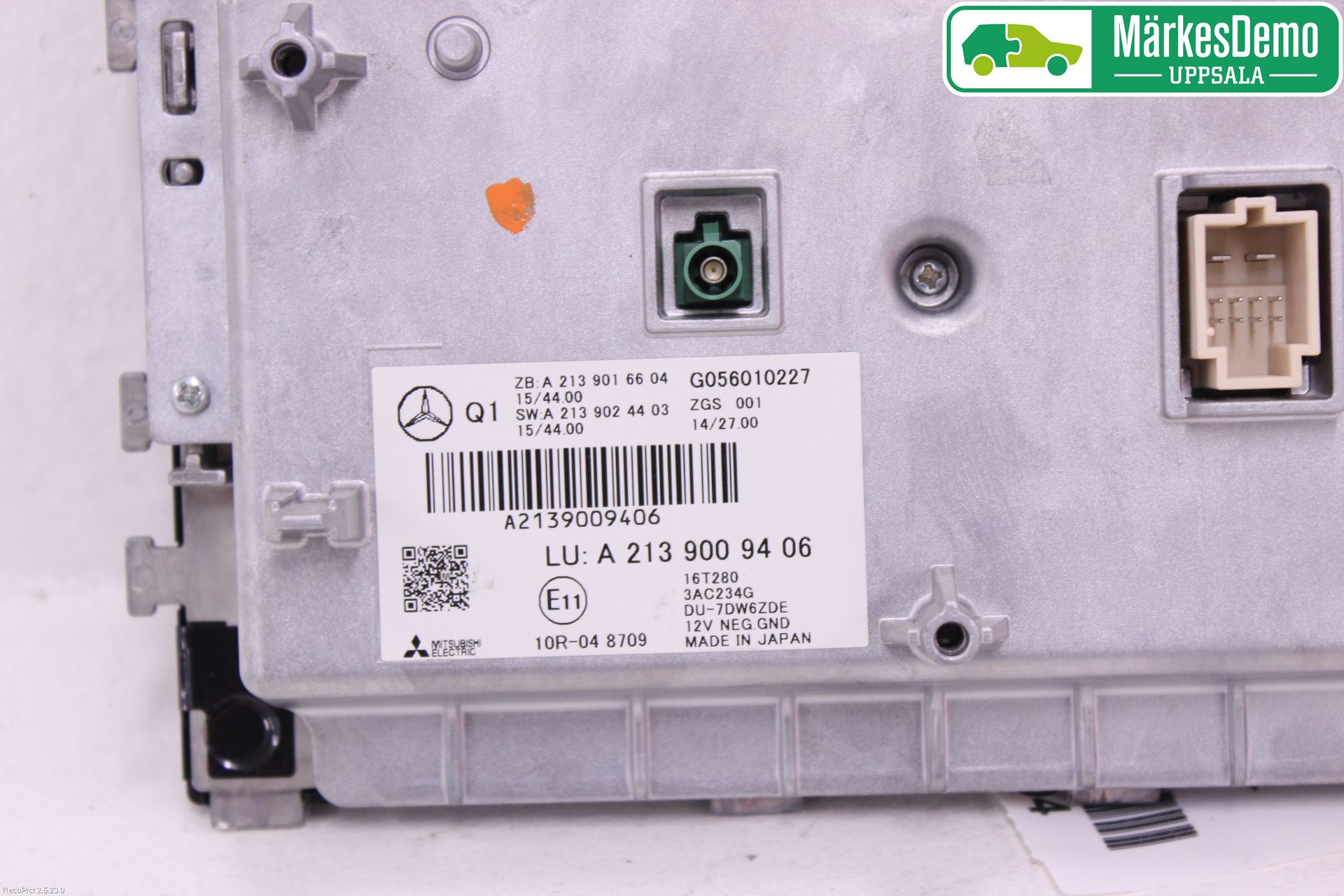 Mercedes-Benz MB E-KLASS (W213) 16-23 Bildskärm