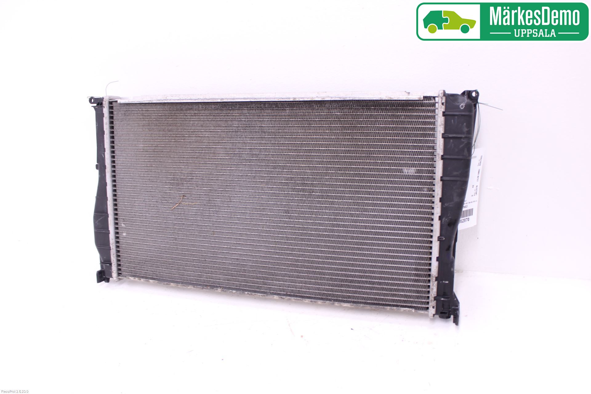 BMW 1 E87/81 5D/3D 03-11 Kylare Aut